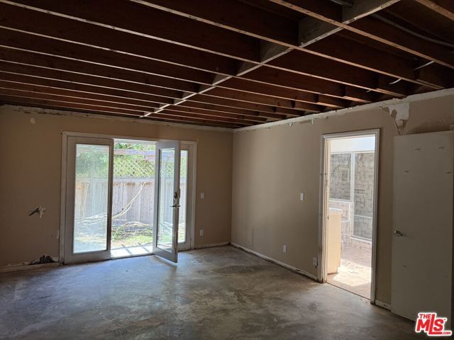 5863 Bonsall Drive, Malibu, CA 90265