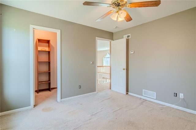 904 Allendale Lake Road, Greenwood, MO 64034