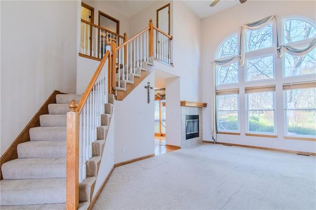 904 Allendale Lake Road, Greenwood, MO 64034