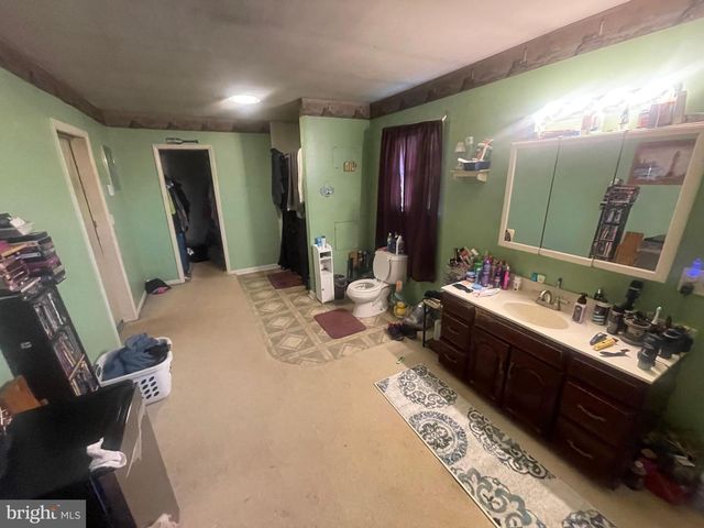126 BIBLE LN, Halifax, PA 17032