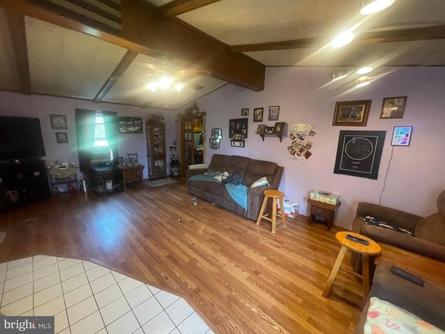 126 BIBLE LN, Halifax, PA 17032