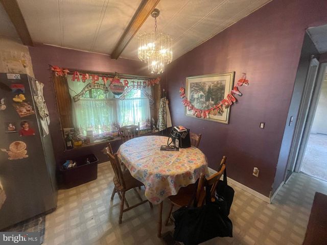126 BIBLE LN, Halifax, PA 17032