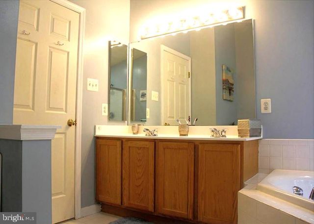 77 IRONOAK CT, North East, MD 21901