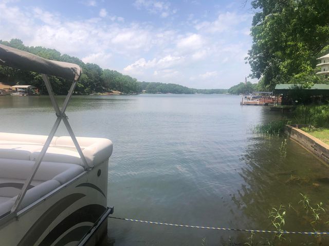 252 E Lakeshore Drive, Cherokee Village, AR 72529