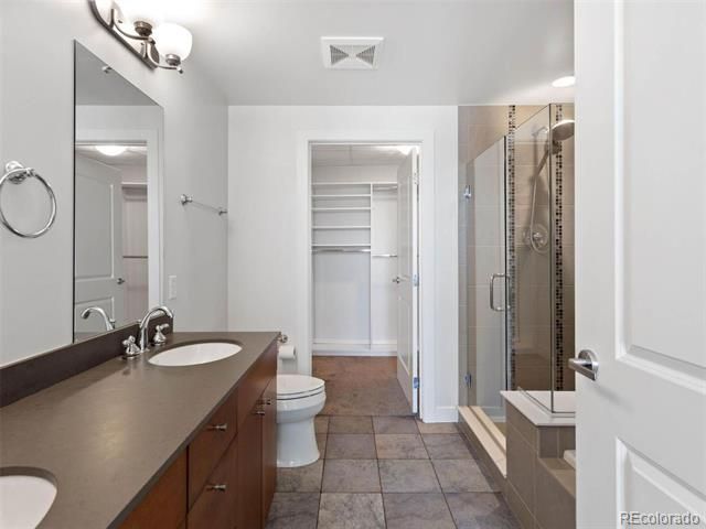 2001 Lincoln Street 2713, Denver, CO 80202