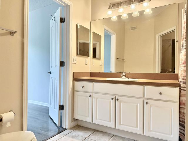 2010 Alta Meadows Lane 209, Delray Beach, FL 33444