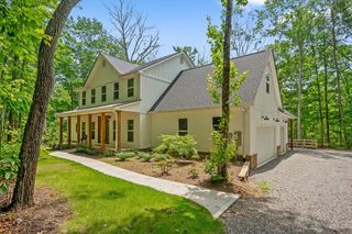 4700 Creek Point Lane, Signal Mountain, TN 37377