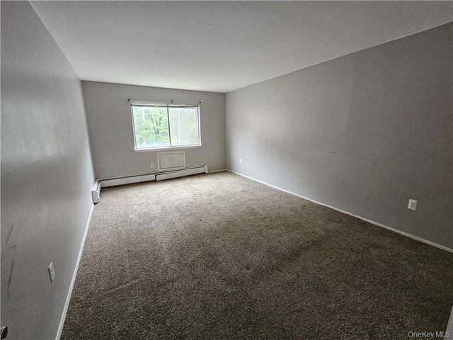 17 Tanager Road 1704, Monroe, NY 10950