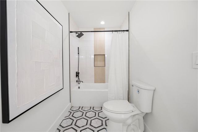 2319 Desmond Drive, Decatur, GA 30033