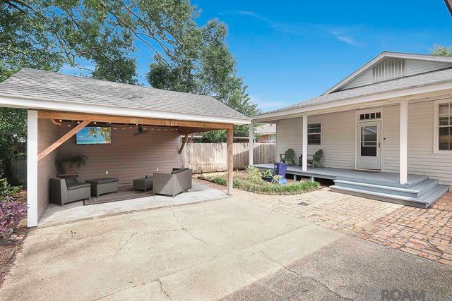 529 Maryland Ave, Port Allen, LA 70767