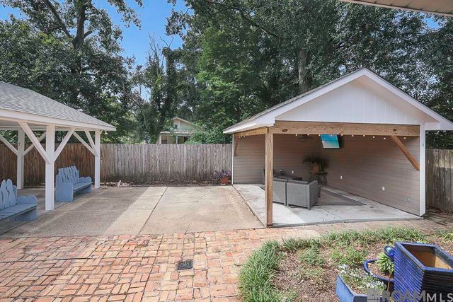 529 Maryland Ave, Port Allen, LA 70767