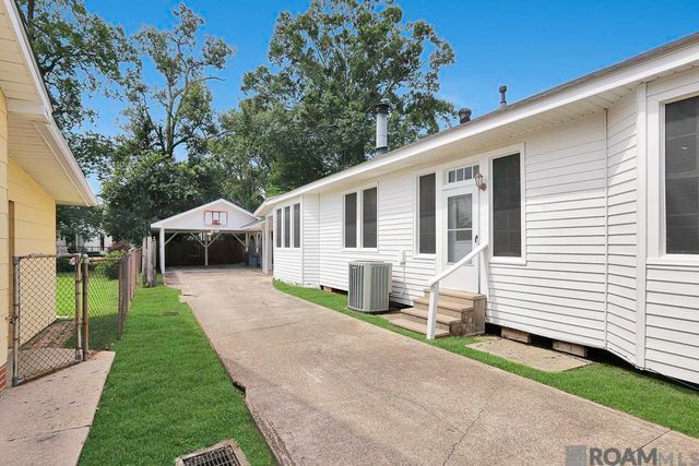 529 Maryland Ave, Port Allen, LA 70767