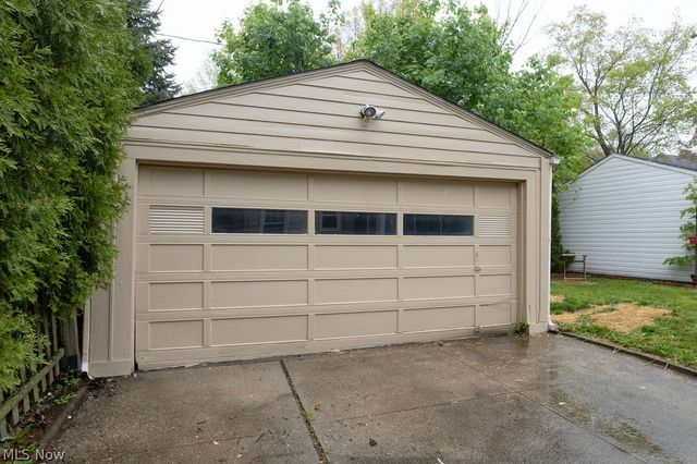 1155 Brentwood Road, Cleveland Heights, OH 44121