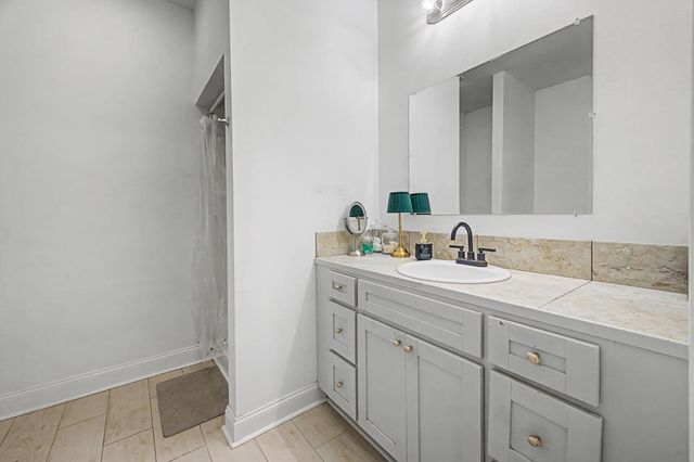 180 Belle Isle Dr, Thibodaux, LA 70301