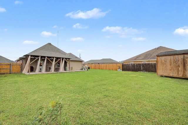 180 Belle Isle Dr, Thibodaux, LA 70301