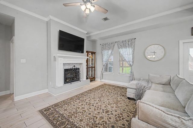 180 Belle Isle Dr, Thibodaux, LA 70301