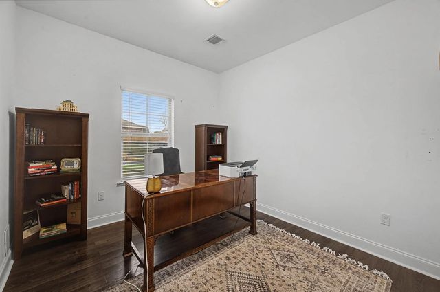 180 Belle Isle Dr, Thibodaux, LA 70301