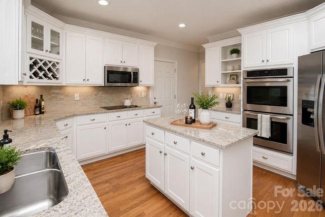 1015 Estate Lane, Matthews, NC 28104