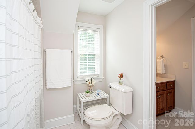 1015 Estate Lane, Matthews, NC 28104