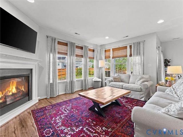 5661 Rohan Pl, Moseley, VA 23120