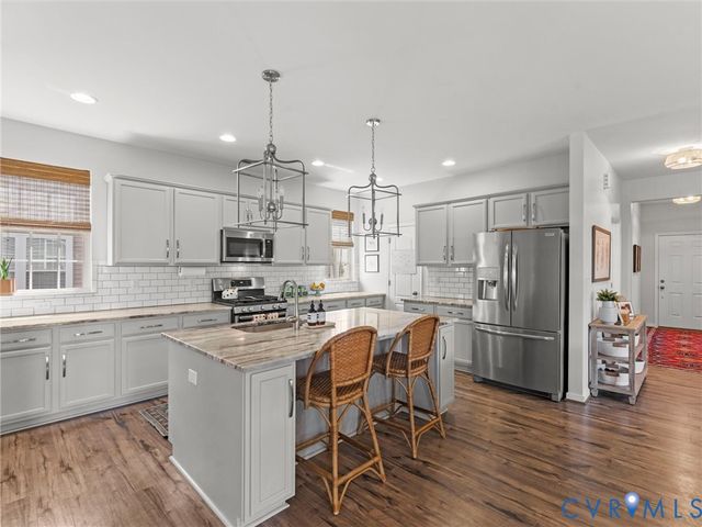 5661 Rohan Pl, Moseley, VA 23120