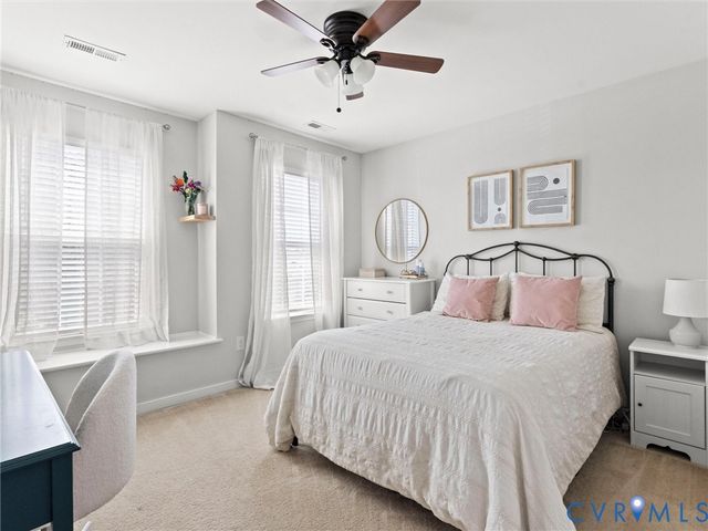 5661 Rohan Pl, Moseley, VA 23120