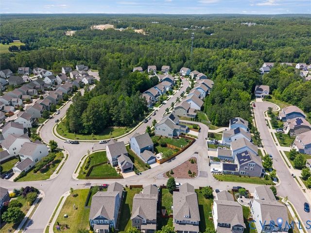 5661 Rohan Pl, Moseley, VA 23120