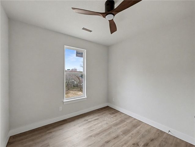 3 Granshire Lane, Bella Vista, AR 72714