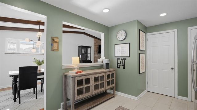 422 Wimer Dr, Ross Twp, PA 15237