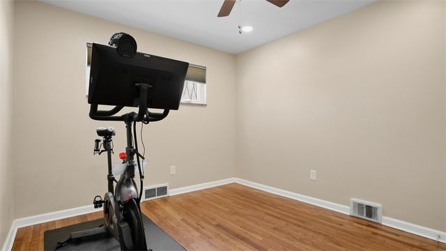 422 Wimer Dr, Ross Twp, PA 15237