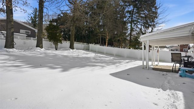 422 Wimer Dr, Ross Twp, PA 15237