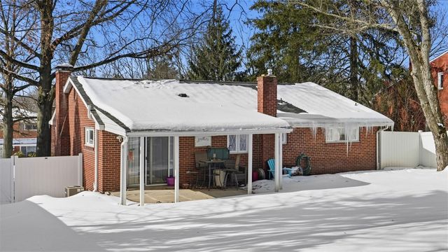 422 Wimer Dr, Ross Twp, PA 15237