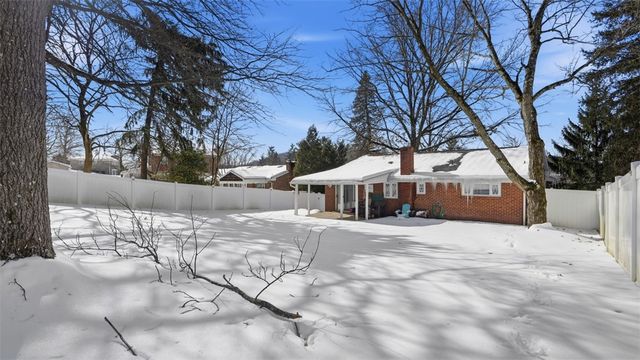 422 Wimer Dr, Ross Twp, PA 15237