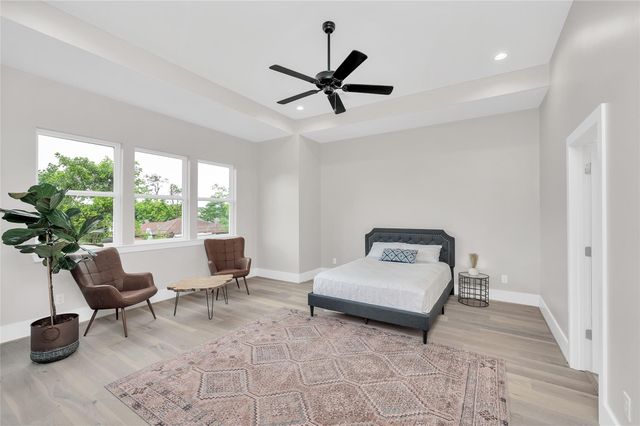 407 Sikes Street, Houston, TX 77018