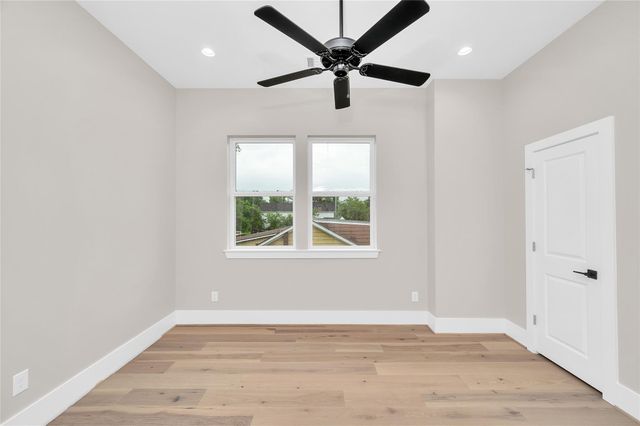 407 Sikes Street, Houston, TX 77018