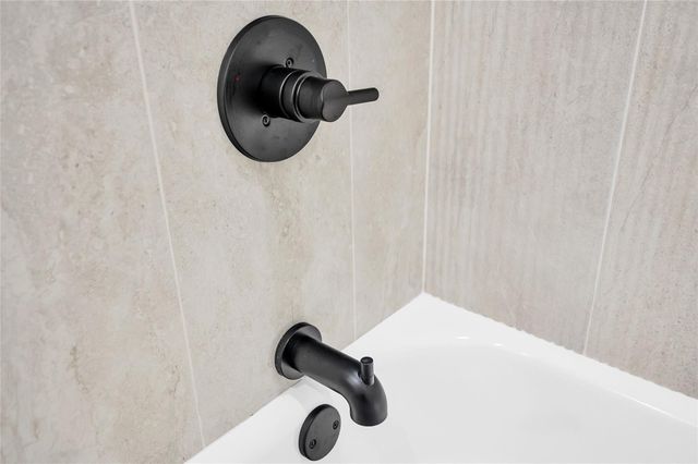 407 Sikes Street, Houston, TX 77018