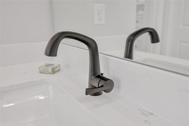 407 Sikes Street, Houston, TX 77018