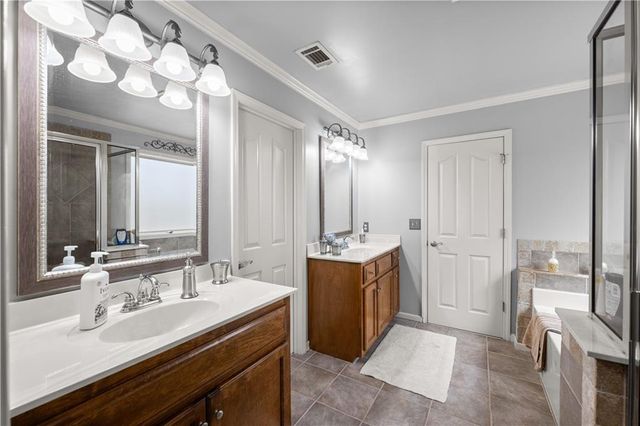 221 Spinner Drive, Jefferson, GA 30549