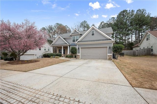 221 Spinner Drive, Jefferson, GA 30549