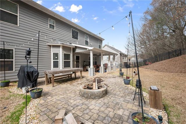 221 Spinner Drive, Jefferson, GA 30549