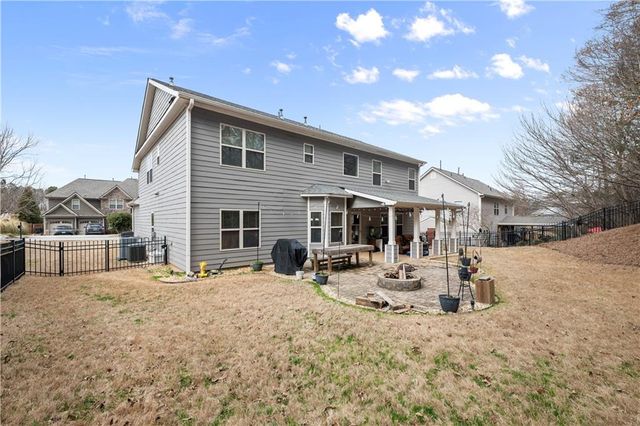 221 Spinner Drive, Jefferson, GA 30549