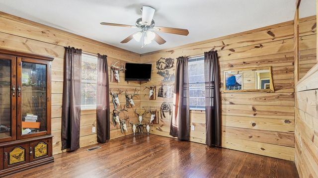 2068 Tunnel Hill Varnell Road, Tunnel Hill, GA 30755