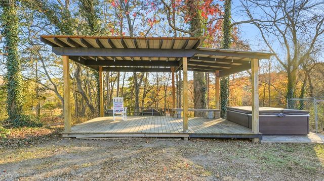 2068 Tunnel Hill Varnell Road, Tunnel Hill, GA 30755