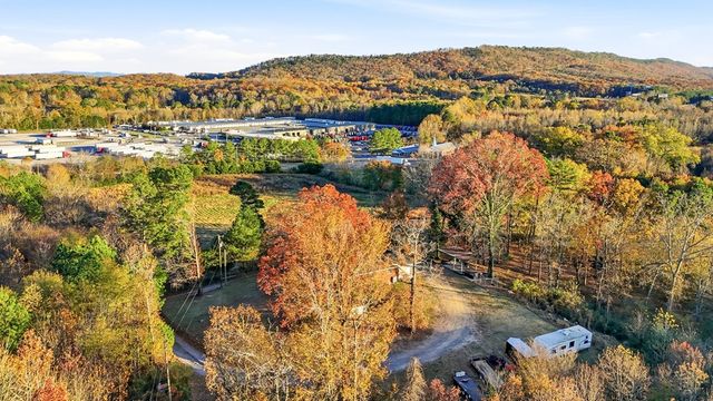 2068 Tunnel Hill Varnell Road, Tunnel Hill, GA 30755