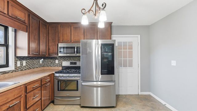 2068 Tunnel Hill Varnell Road, Tunnel Hill, GA 30755