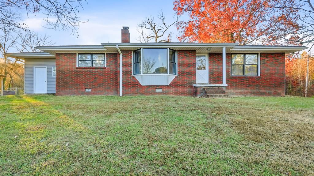 2068 Tunnel Hill Varnell Road, Tunnel Hill, GA 30755