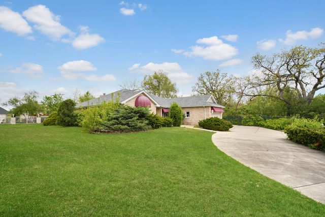 14650 Lamon Avenue, Midlothian, IL 60445