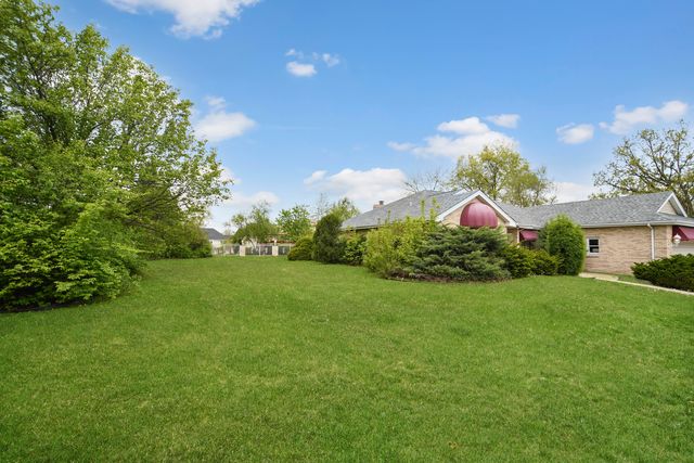 14650 Lamon Avenue, Midlothian, IL 60445