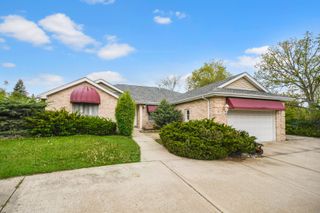 14650 Lamon Avenue, Midlothian, IL 60445