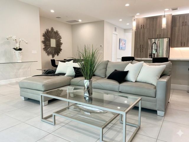 9280 Great Springs Drive, Boynton Beach, FL 33473